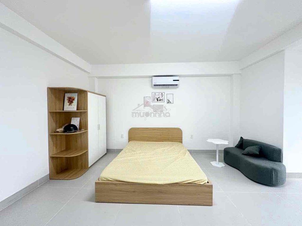 Studio ban công phòng rộng full nội thất nằm gần đh văn lang - 3
