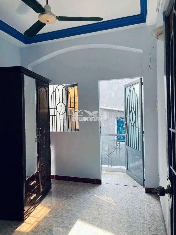 Nhà nc mới đẹp 2 lầu st 2pn 3vs lý chính thắng q3 - 3