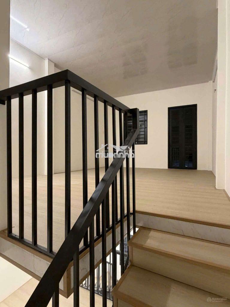 Nhà cho thuê miếu bình đông gần bốn xã (1 lửng 1 lầu) nhà trống ở ngay - 4