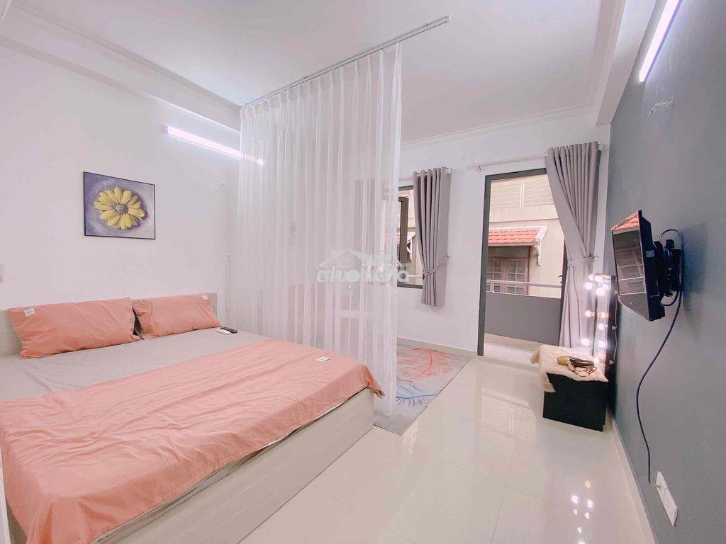Cho thuê chdv 1pn có balcol - 40m2 gần bến thành - 4