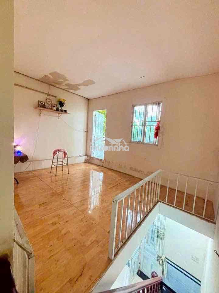 Nhà sc đường nguyễn công hoan phường đông hoà