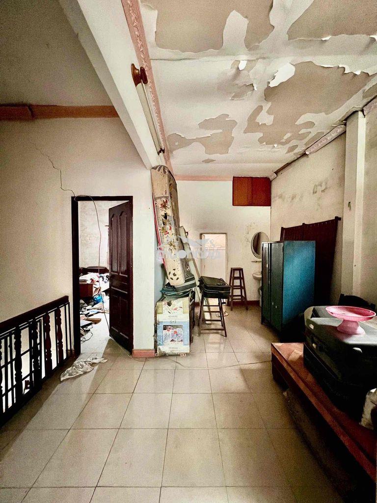 Bán biệt thự 9x12. trệt lầu. nhà cũ. đường số 30. chỉ 8.85tỷ - 3