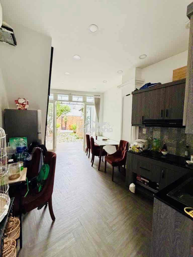 Chợ gò vấp, nhà sân vườn, 104m2, chỉ 7,x tỷ - 3