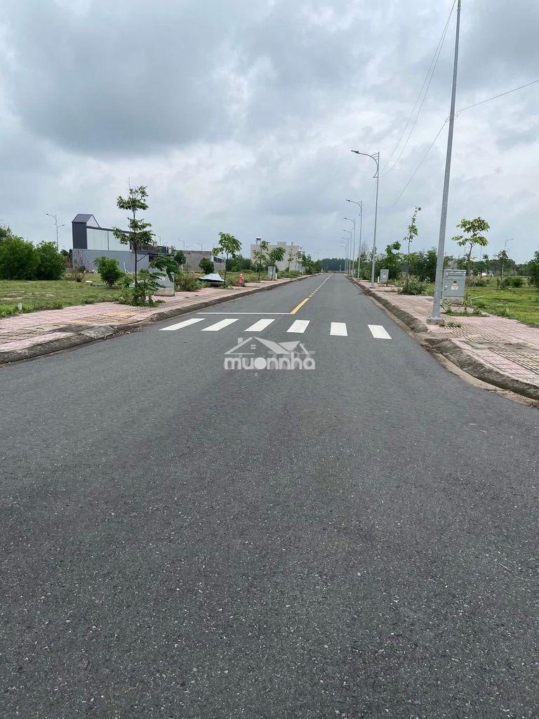 Bán gấp 10 nền đất thổ cư 105m đến 110m lộ nhà nước 8m an viễn, đn - 2
