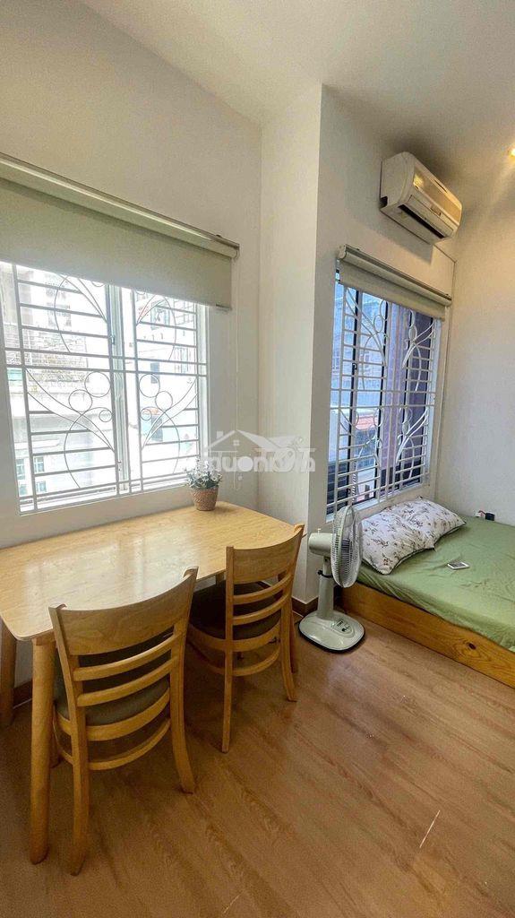Studio cửa sổ máy giặt riêng ngay nguyễn công hoan - 4