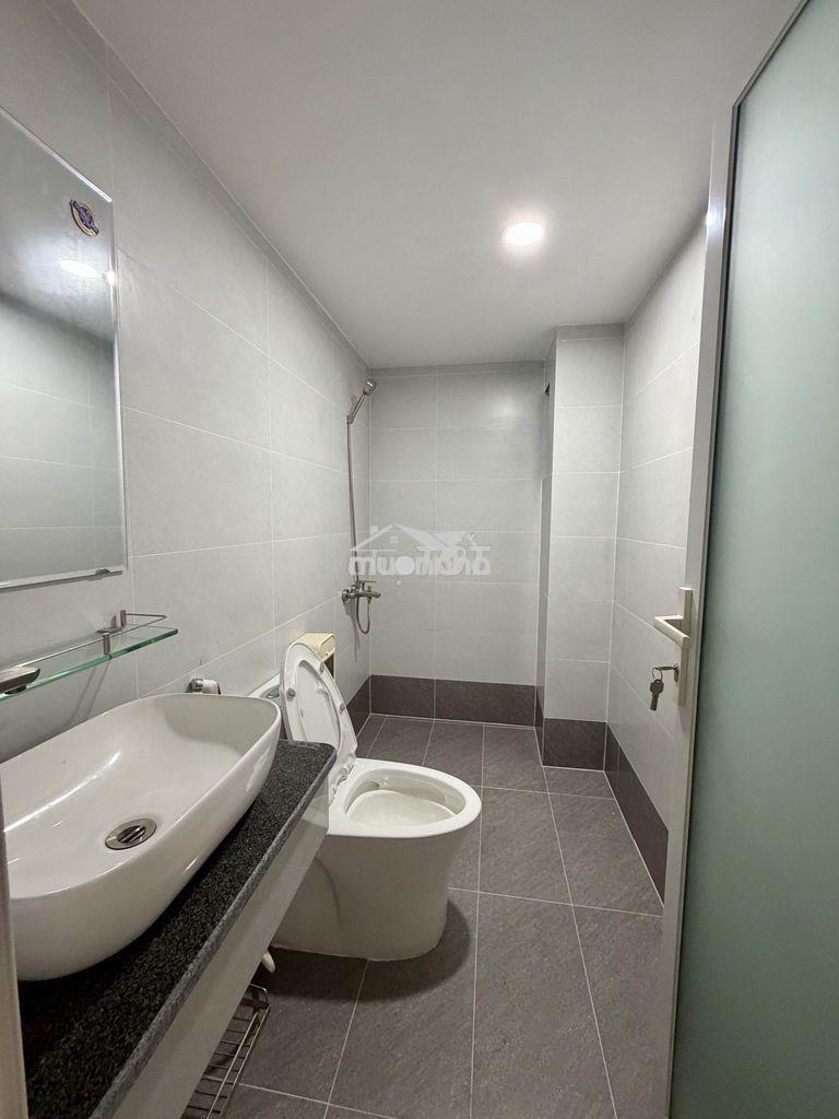 Số lượng phòng ít, riêng tư - ngay giữa đường ung văn khiêm - 2