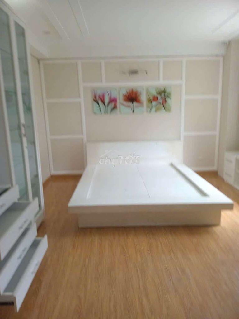 Căn hộ thanh bình 3pn rộng rãi, phù hợp nhà đông người ở thoải mái - 3