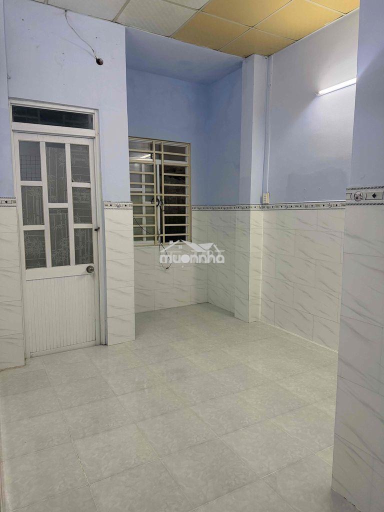 Thuê nhà nguyên căn gần chợ ở đường văn thân - 4