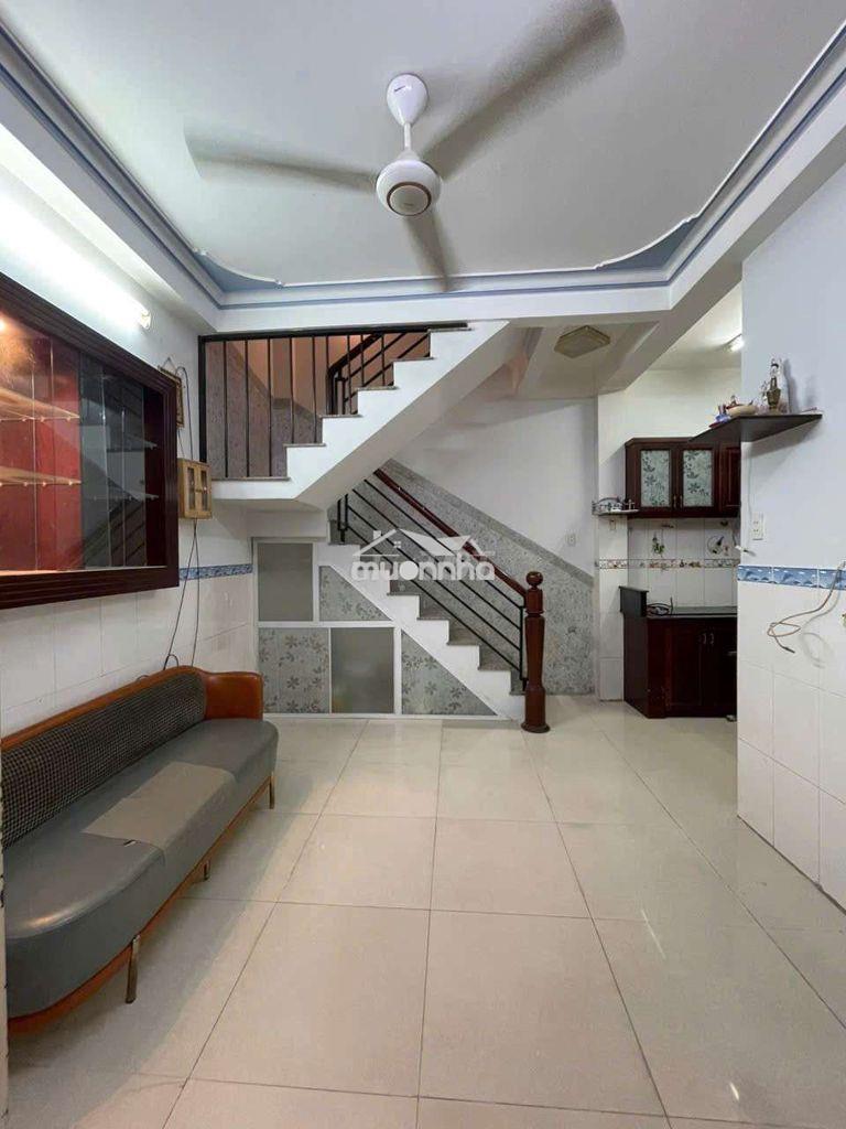 Nhà 4 tầng phú nhuận - 3 pn - 4 tỷ