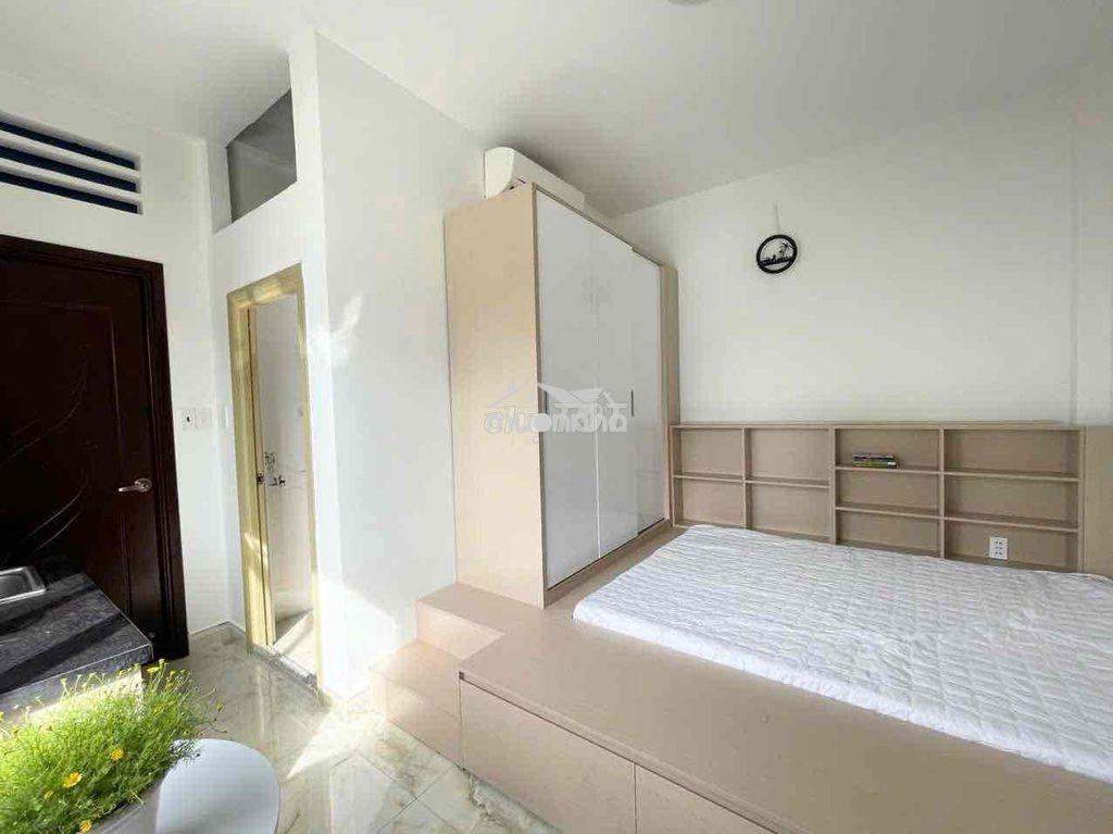 Cho thuê studio cửa sổ trời full nội thất ngay trung tâm quận 1 - 3