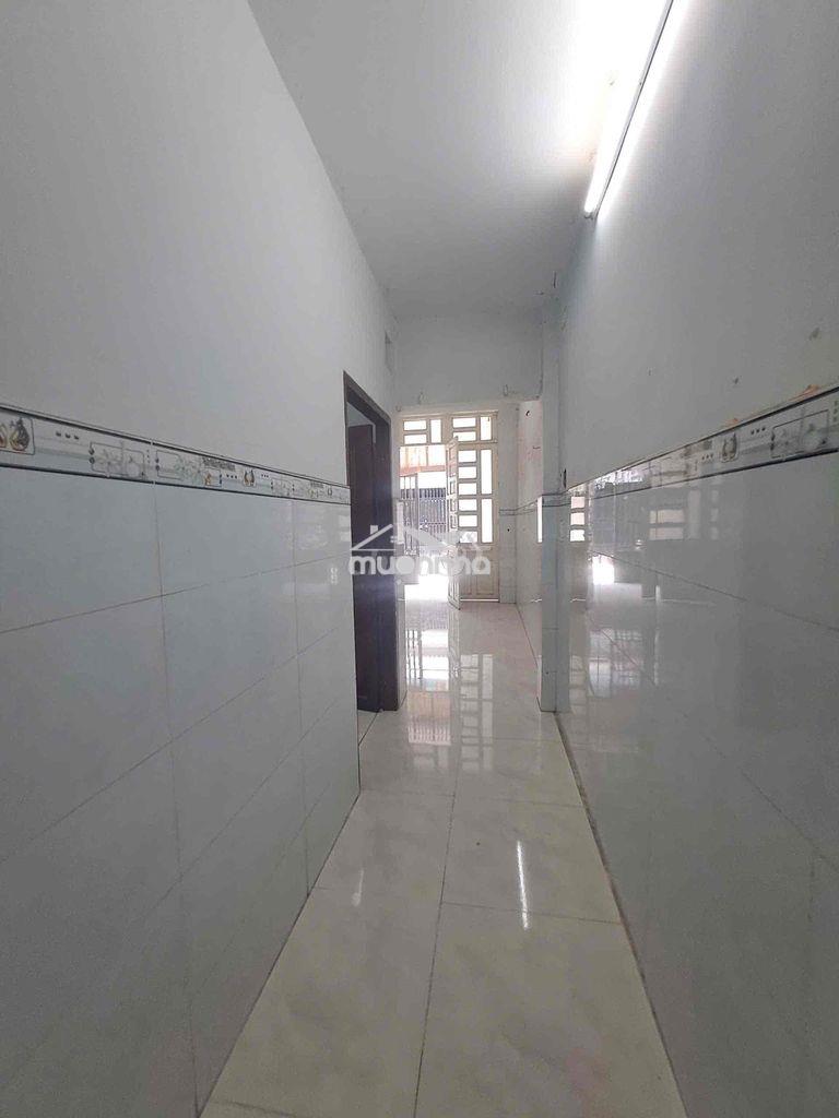 Nhà 1/ liên khu 4-5 - giá 5,5tr/ tháng - 3