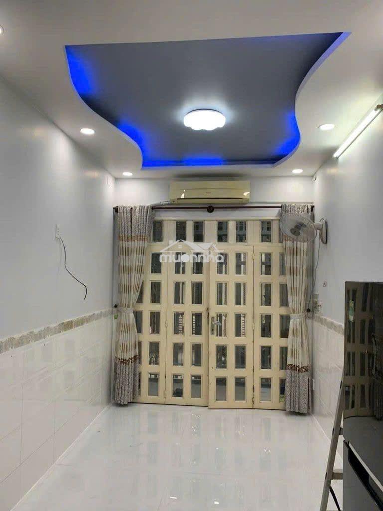 Hẻm trần hưng đạo, quận 1, 1 trệt 3 lầu, 120m2, 2pn 3wc - 3