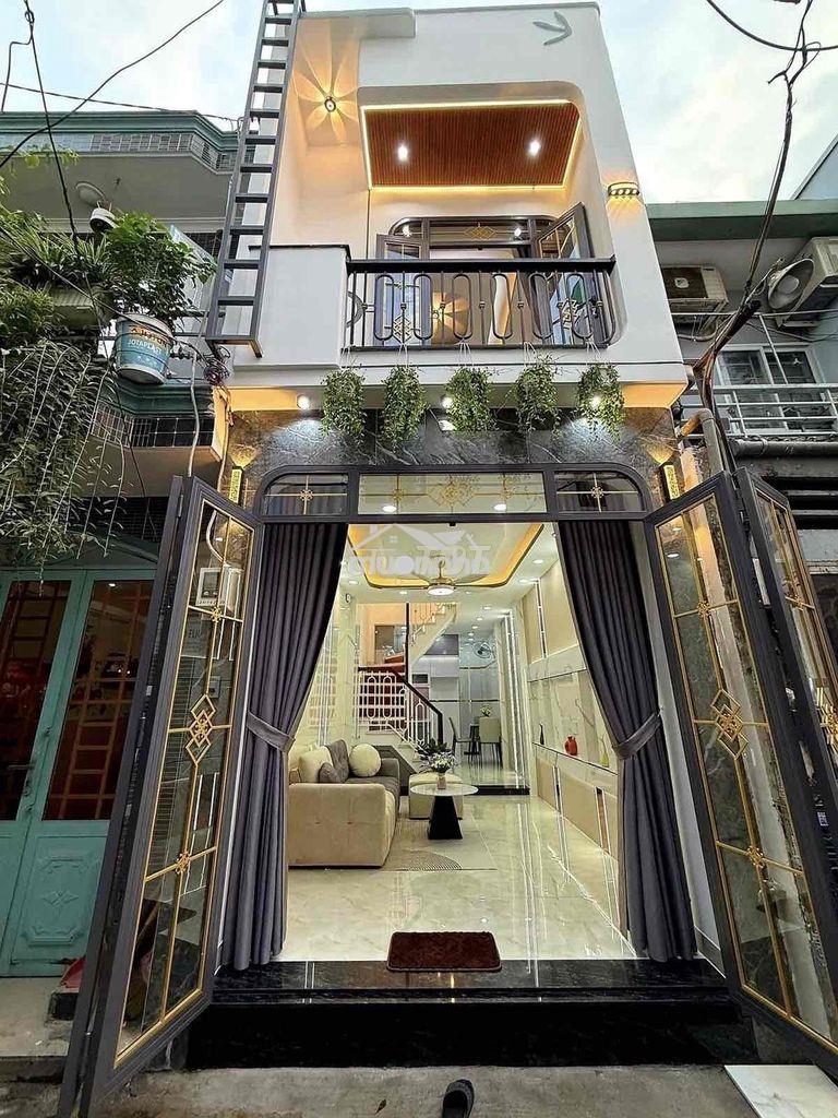 Cần bán gấp - ngộp - hẻm 4m giá tốt