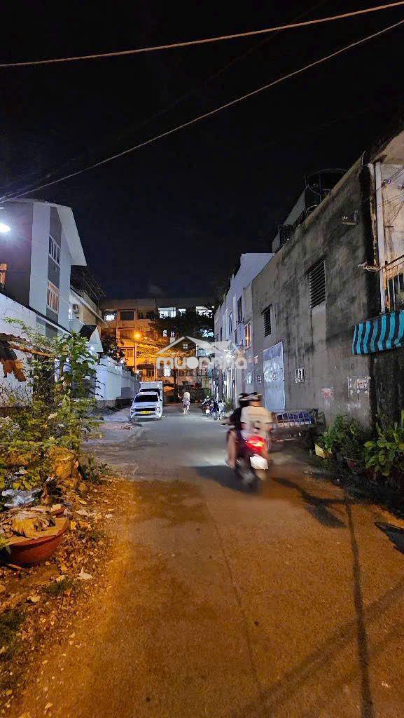 Nhà siêu phẩm phường phú trung tân phú
