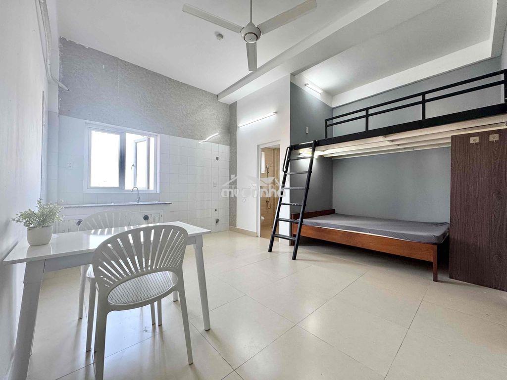Phòng nguyễn văn quá, gác rộng 35m2, cửa sổ trời - 2