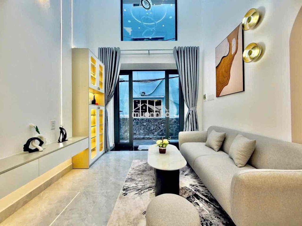 Nhà hxh đẹp gần cv gia định - ~30m2 trệt lửng 2 lầu st- 3pn, 4 toilet - 4
