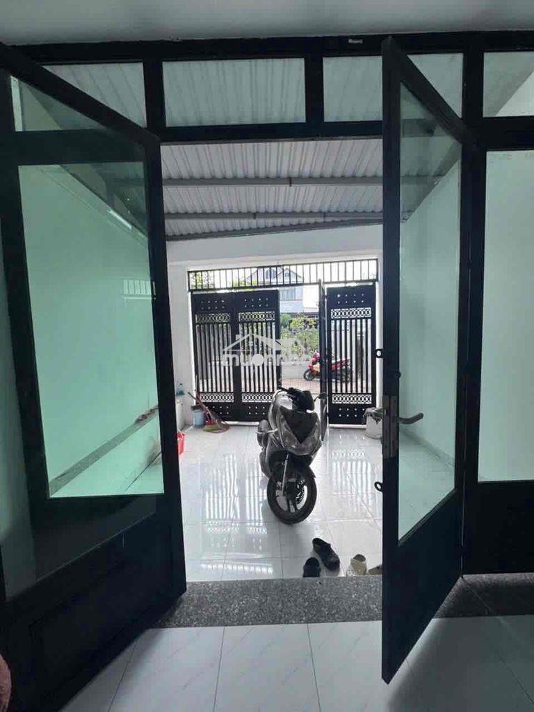 Nhà nguyên căn, hẻm xe hơi số 52 đường vườn lài chỉ 7.5tr/ tháng - 2