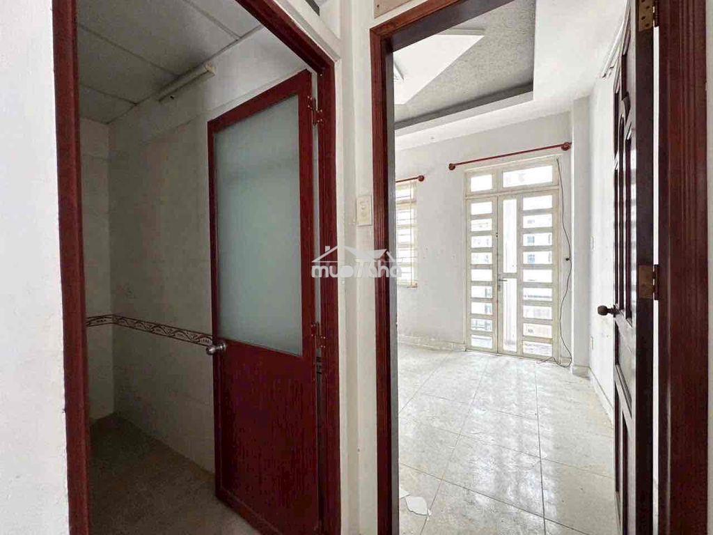 Nhà - 3.5tấm - thông 413 lê văn quới - 5.2tỷ - 3