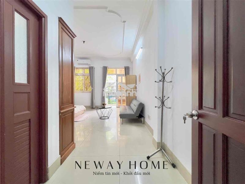 Studio mới 100% full nội thất, ban công sát parc mall, cầu chánh hưng