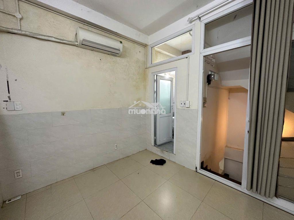 Nhà cho thuê sát mt đường 3/2 trệt 4lau 4pn mới đẹp vô ở liền quận 10 - 4