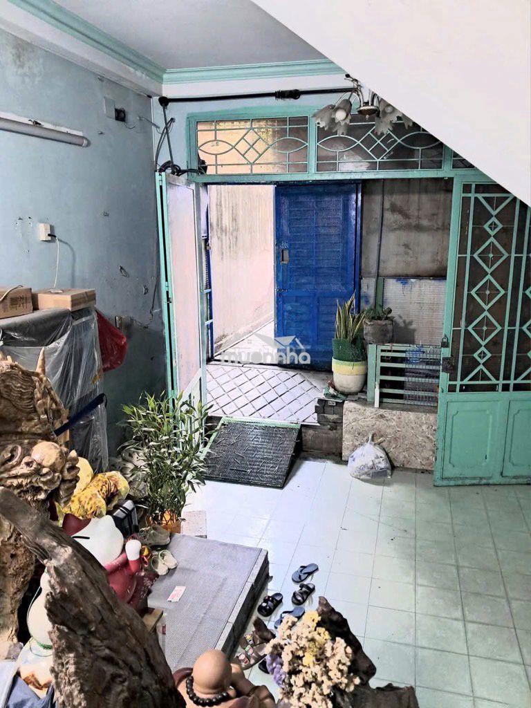 Bán nhà hẻm lê văn lương-ô tô tới cửa-96m2-7,5 tỷ-4 tằng phòng