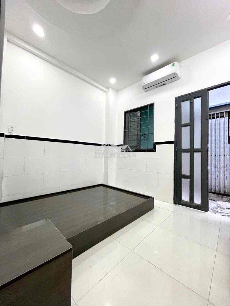 Nhà cho thuê ở nguyễn trãi q5, cách mặt tiền chỉ 1 căn - 4