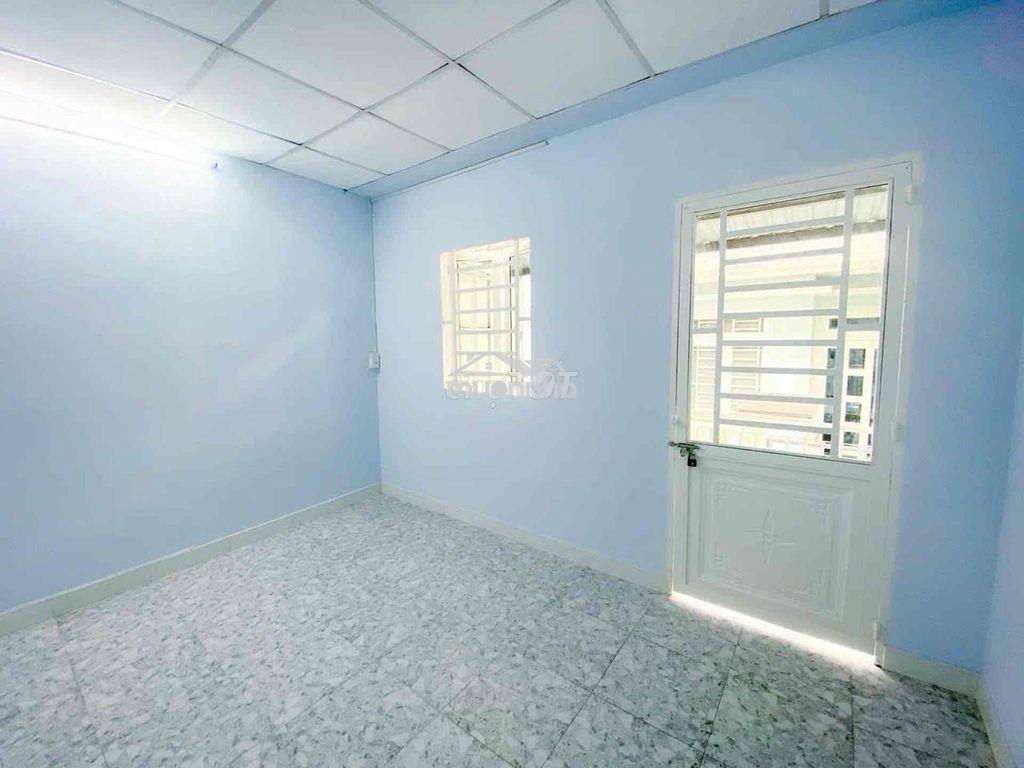 🔥Nhà nguyễn trọng tuyển  1/ sát mặt tiền 3tầng btct sd 70m2 chỉ 4,4ty - 4
