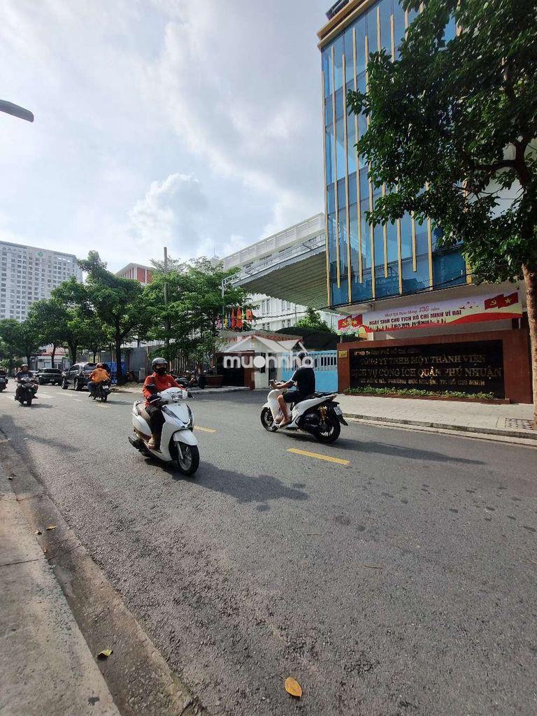 Cách ngã tư khoản 100m nhà mt hồng hà vị trí siêu vip - q.phú nhuận - 2