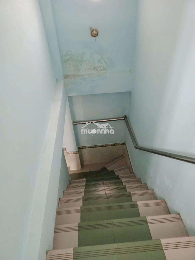 Nhà bán 70m vuông hoàn công đầy đủ pháp lý . tổng diên tích sàn 99m - 3