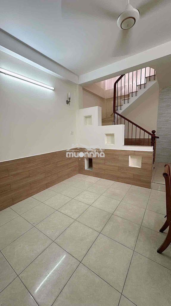 💥 Hxh trung tâm quận 3 giáp quận 1, 35m2 ( 4.3x8m), 4 tầng btct - 2