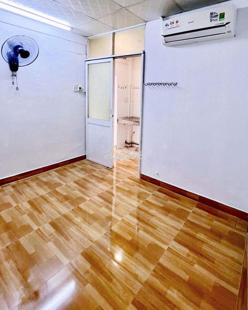 Nhà mặt tiền hẻm lớn đường nguyễn kiệm gò vấp - 25m2 - 𝐂𝐎́ 𝐌𝐀́𝐘 𝐋𝐀̣𝐍𝐇 - 4
