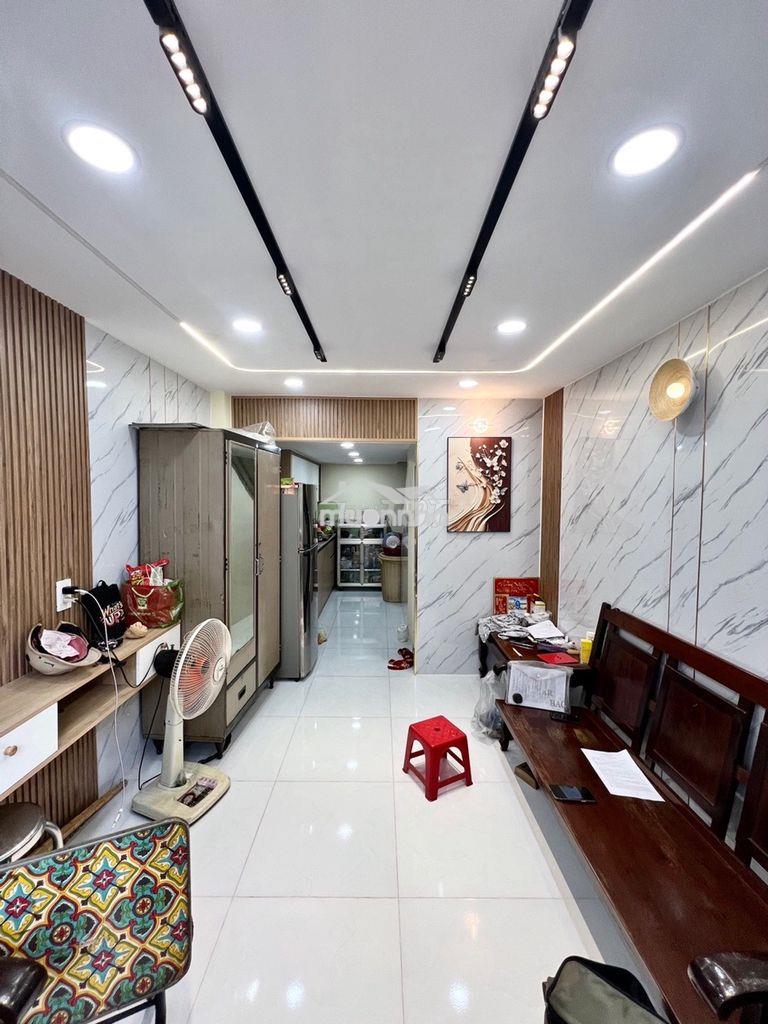 Nhà mới 3 tầng hẻm xe hơi tt tân phú- 30m2-nhỉnh 3 tỷ tl-sổ hồng riêng