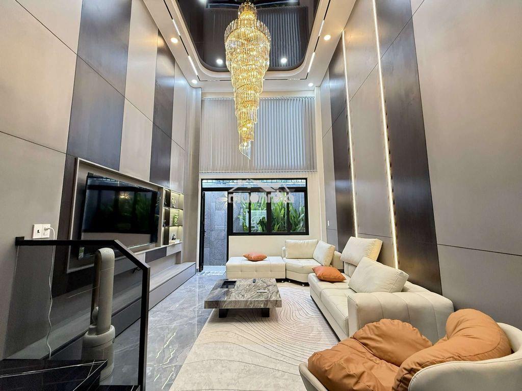 Nhỉnh 6 tỷ xíu siêu phẩm luxury ô thang máy đ.trần thị cờ. ngay trường - 2
