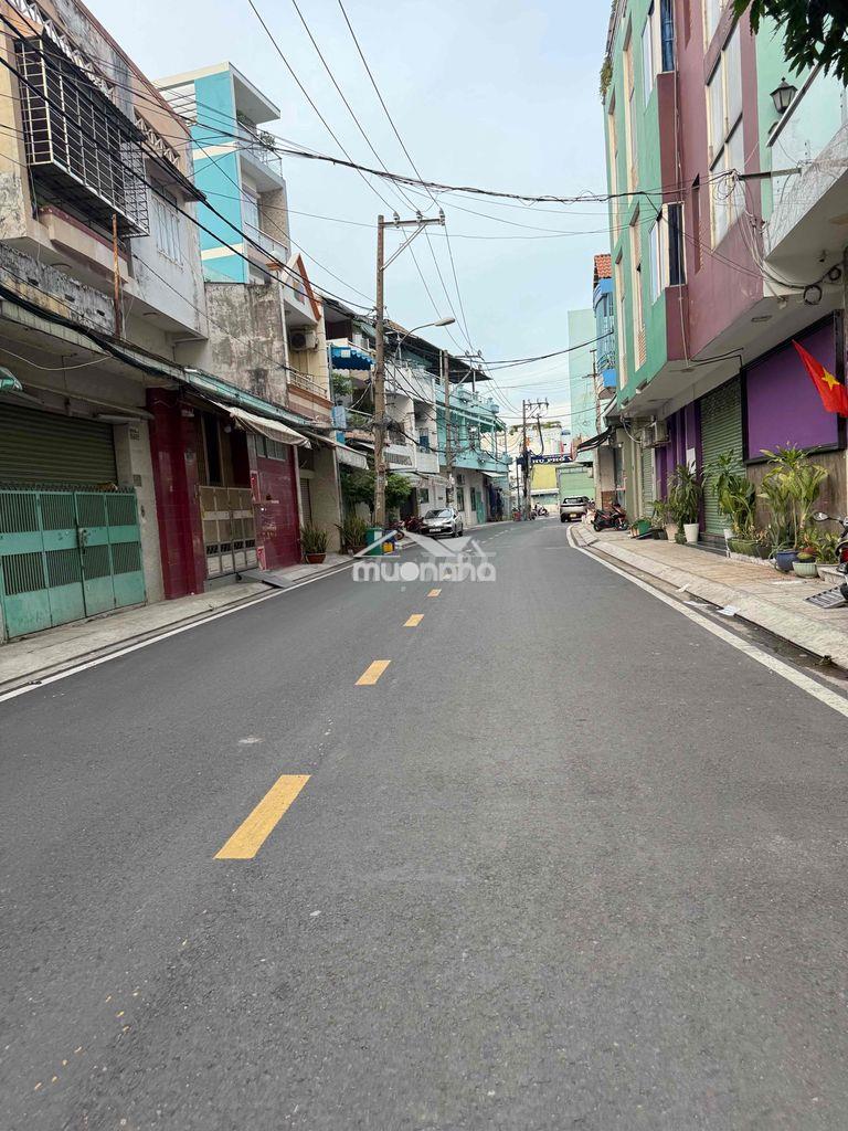 Hh 1% . nhà 1 lầu . sân thượng . 3pn - 3
