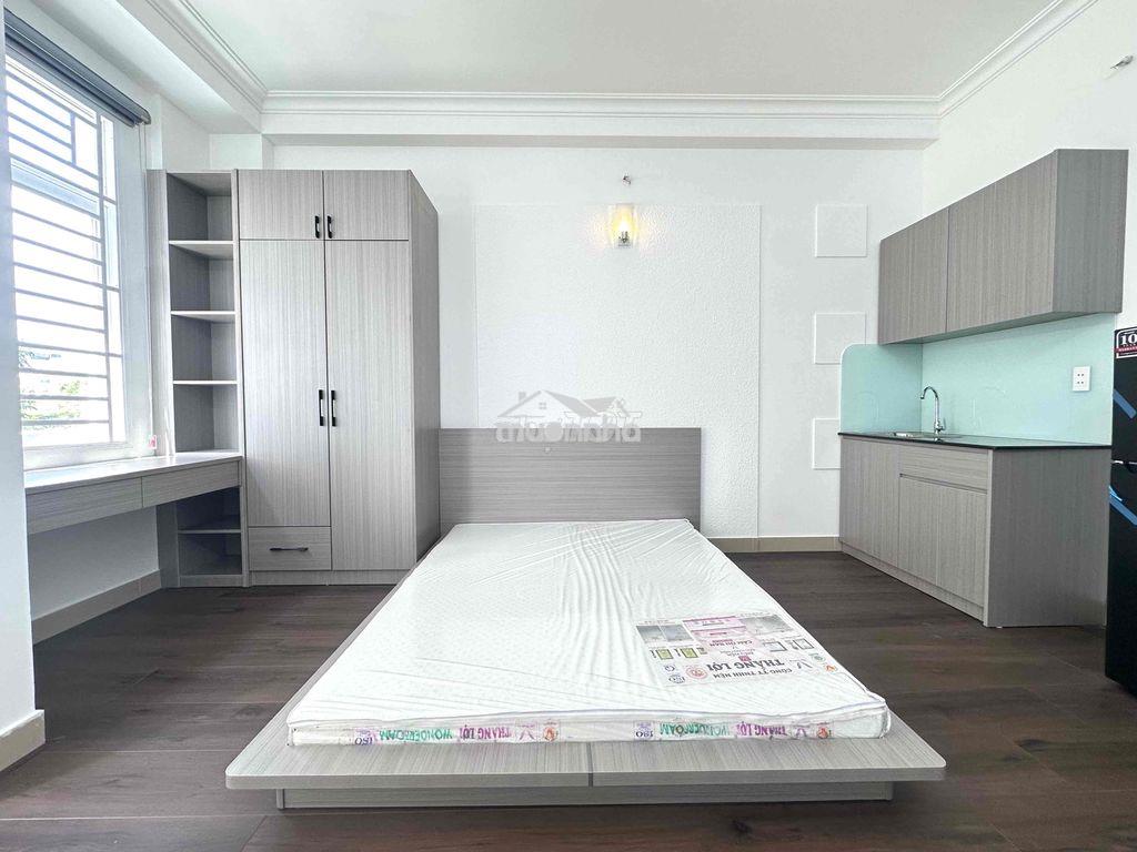 Cho thuê chdv nhà mới 100% dạng studio ban công , full nội thất mới - 4