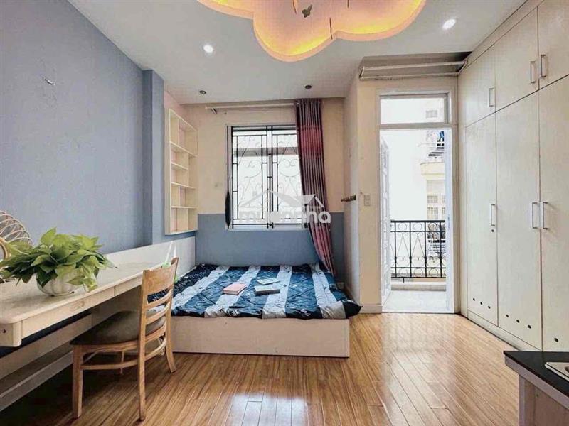 Studio mới xây_ full nội thất_ban công nằm ngay ngã tư bảy hiền