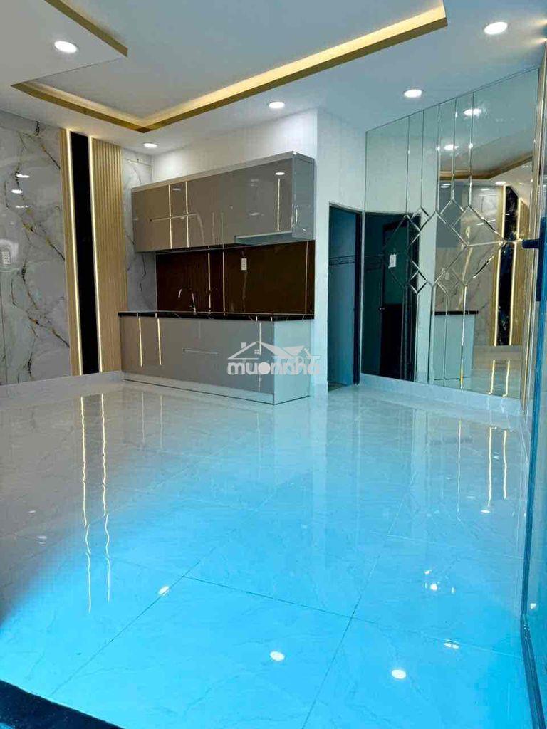 Bán nhà mặt tiền hẻm huỳnh tấn phát