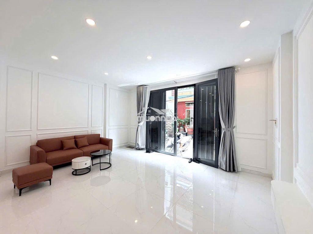 Bán nhà - đường lạc long quân ,p8 ,tân bình dt; 6x12m ,64m2 3 tầng - 4