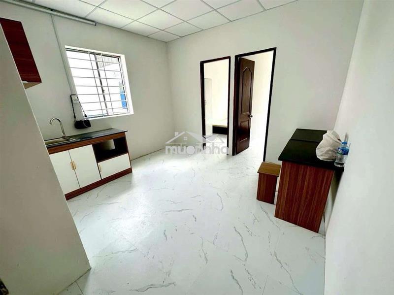 Căn hộ mới  2 pn ,phòng bếp ,ban công sau