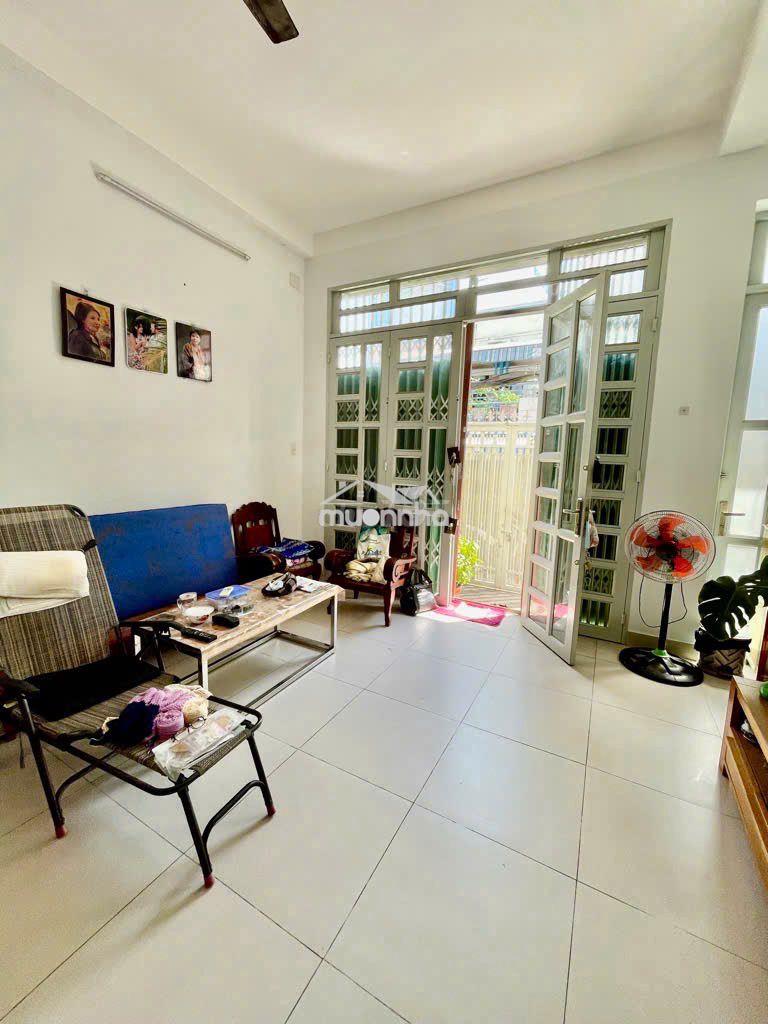 Gấp bán , nhà 2 tầng hẻm 4m thẳng trục, dt 84 m2 đoàn văn bơ ,quận 4 - 3