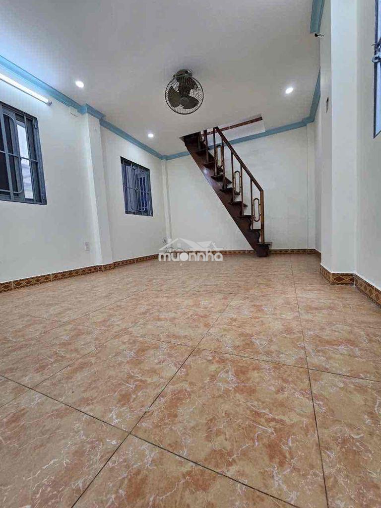Nhà nguyên căn 1 trệt 1 lửng 1 lầu tại điện biên phủ, bàn cờ, quận 3