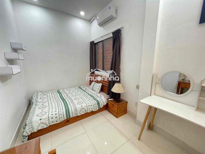 Cho thuê phòng cô giang-q1,gần trung tâm,full tiện ích,vào ở ngay