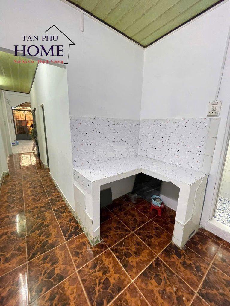 Hẻm 4m gò dầu, 1 trệt 1 lửng, 4 x 18m, 2 phòng, 1 wc - 3