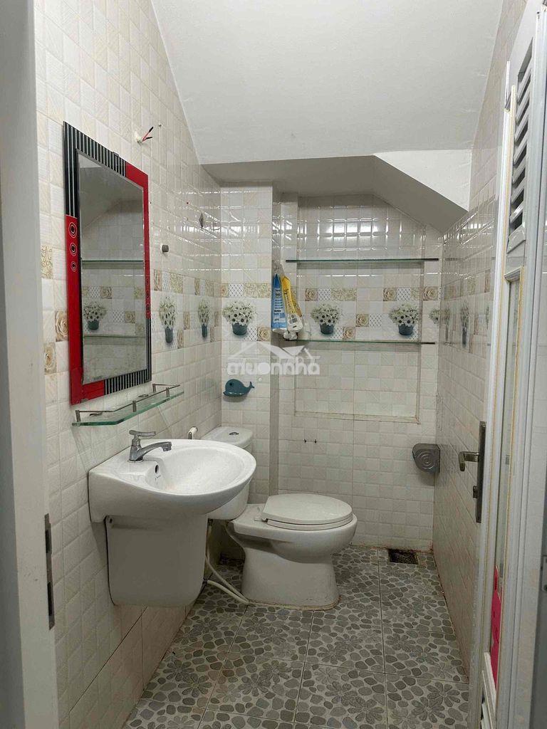 Hẻm 36/15 bùi tư toàn, 4*14, 1trệt1lầu 2pn, nhà mới cách chợ 20m, 8tr - 3