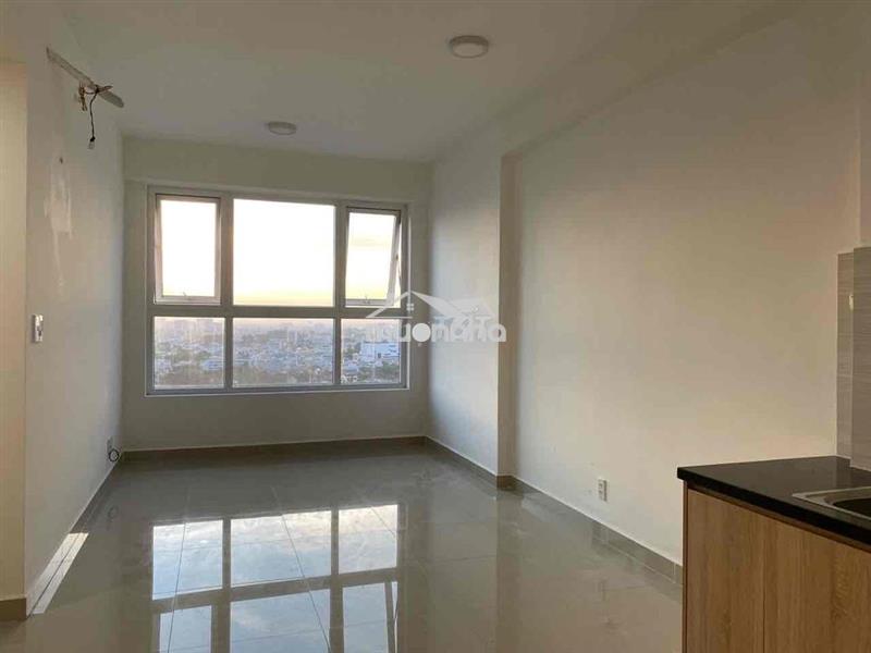 Saigon gateway bán căn 2pn giá 2ty850 bao thuế phí, shr, nhà trống