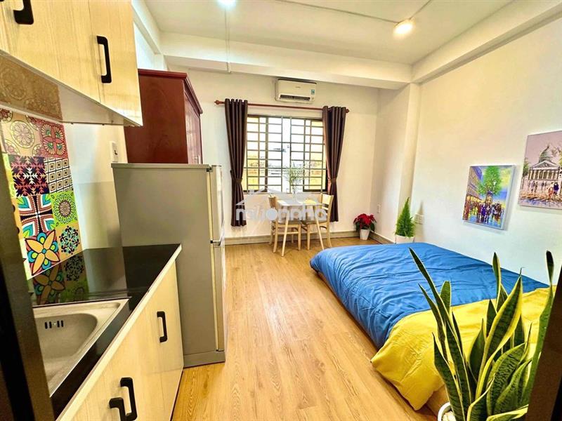 Studio cửa sổ thang máy, mặt tiền quận 5 gần bv y dược, free xe