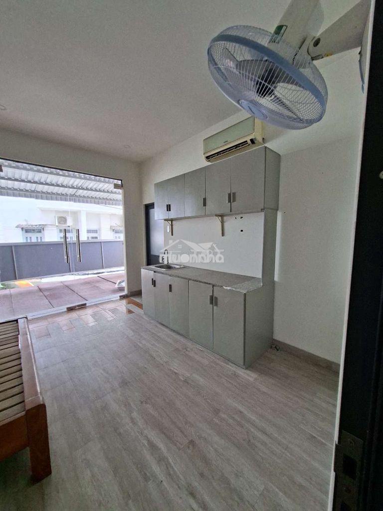 Cho thuê phòng mới có ban công - 4