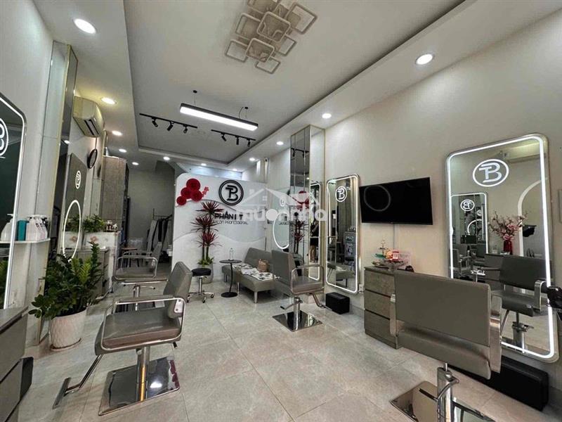 Mtkd thành công 4x10.3 m-đúc 3 lầu đẹp giá 9.3 tỷ!