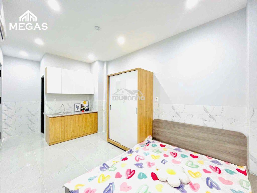 Studio full nội thất thang máy - 3