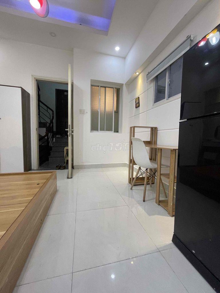 Full nt 30m2 cửa sổ đón nắng nguyễn hữu cảnh p22 bt - 2